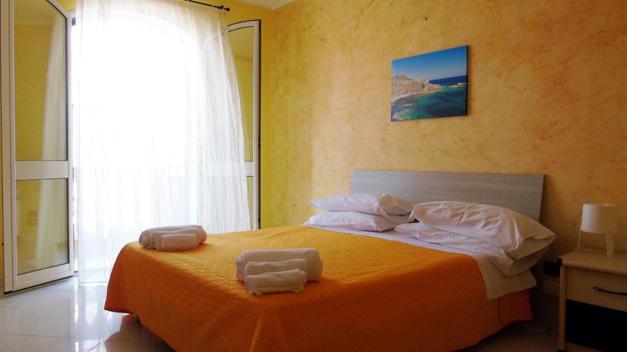 Casa Vacanza Miramare Portopalo Di Capo Passero エクステリア 写真