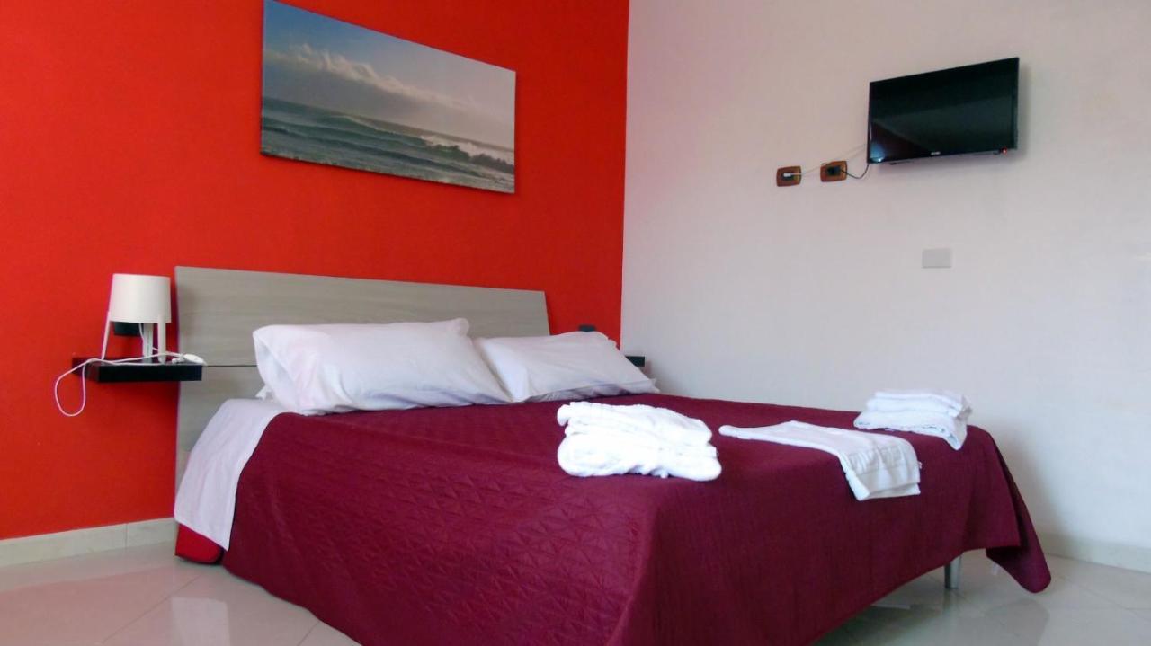 Casa Vacanza Miramare Portopalo Di Capo Passero エクステリア 写真