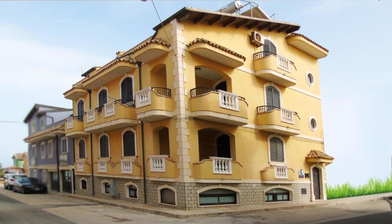Casa Vacanza Miramare Portopalo Di Capo Passero エクステリア 写真