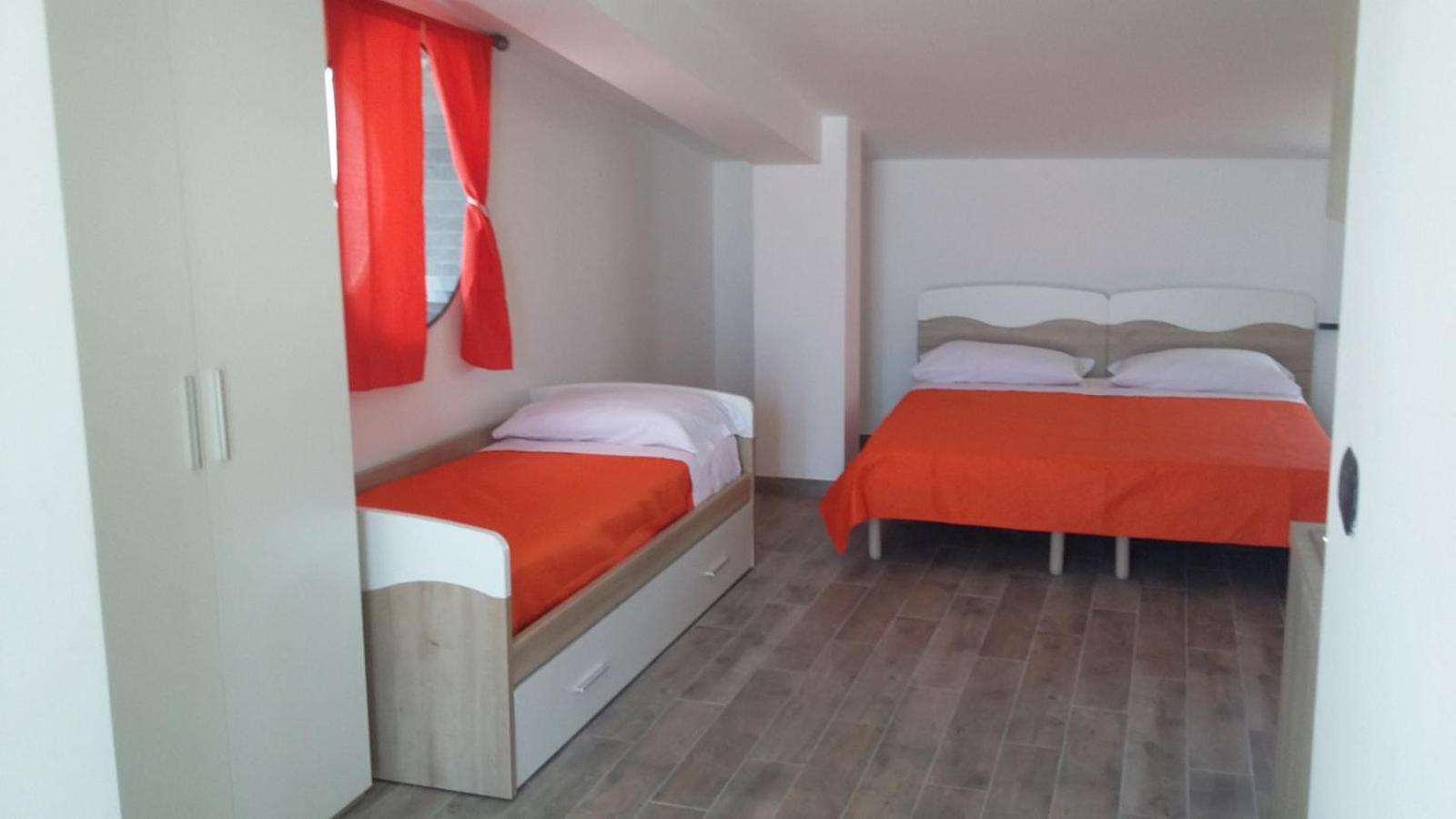 Casa Vacanza Miramare Portopalo Di Capo Passero エクステリア 写真